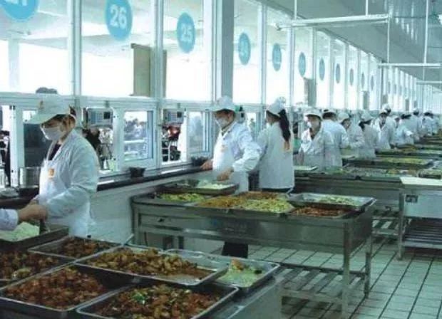 破解服装工厂招人难 借鉴餐饮管理智慧，效率提升超50%